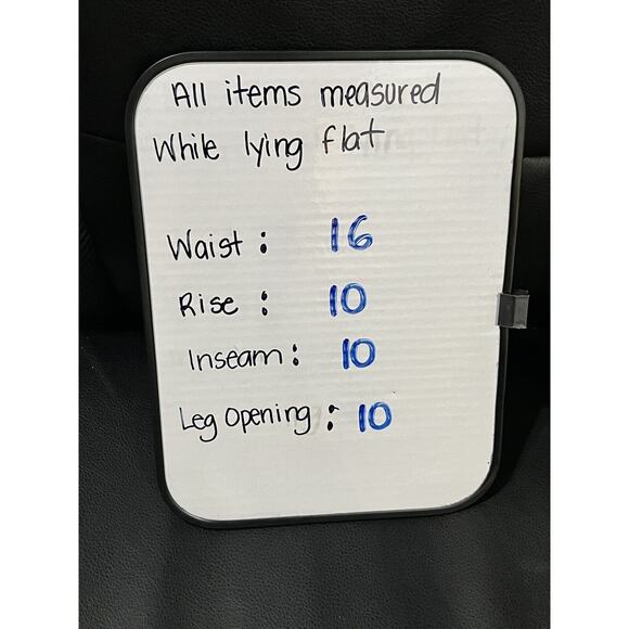 Coldwater Creek Natural‎ Fit Shorts Womens size 6 Yellow Tan Bermuda Walking - Picture 3 of 6